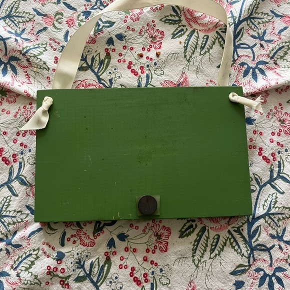 Wooden baby sleeping door hanger - Picture 2 of 2